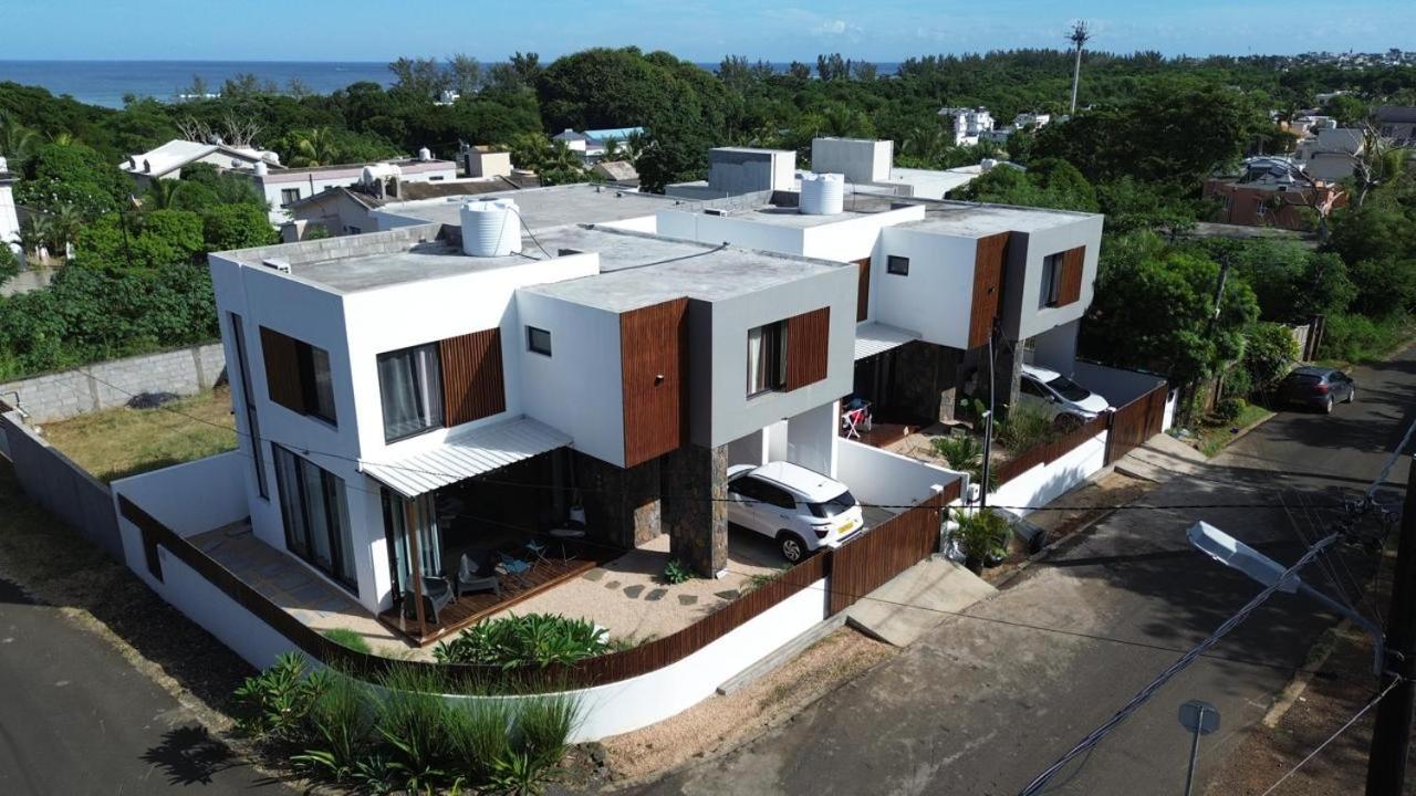 Into The Sun - Modern Holiday Home Албион Екстериор снимка