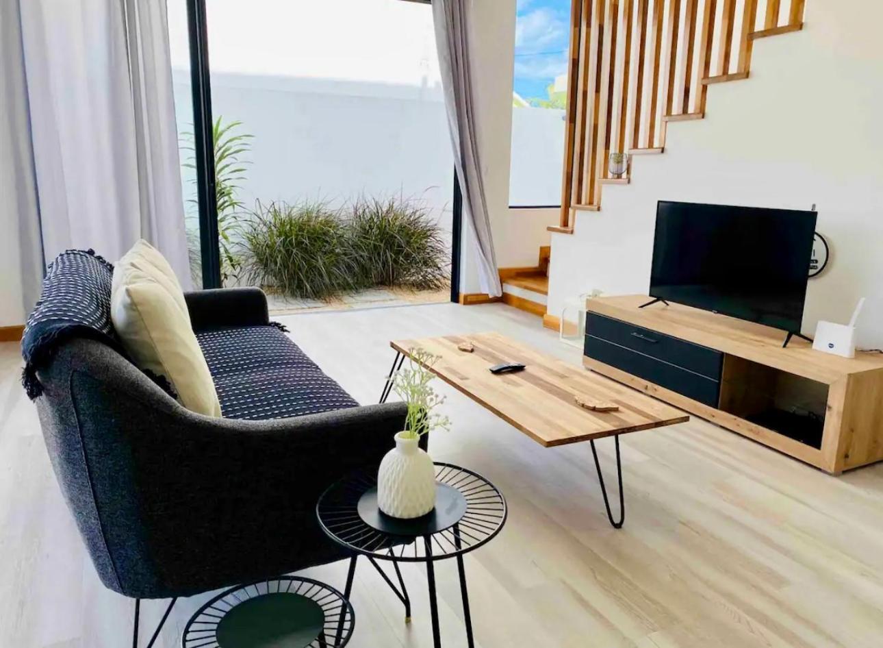 Into The Sun - Modern Holiday Home Албион Екстериор снимка
